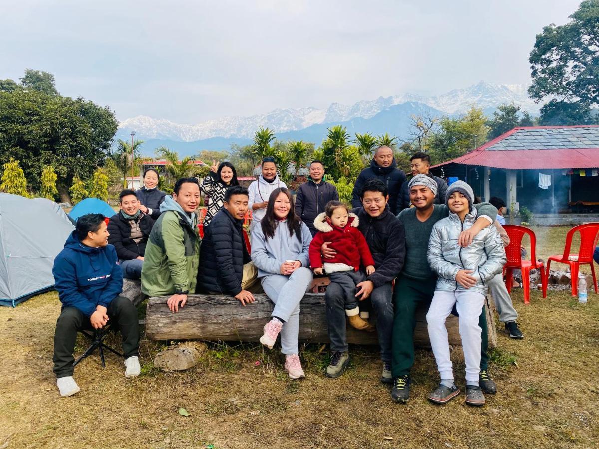 Ostello Dreamwoods A Travellers Farm Dharamshala Esterno foto