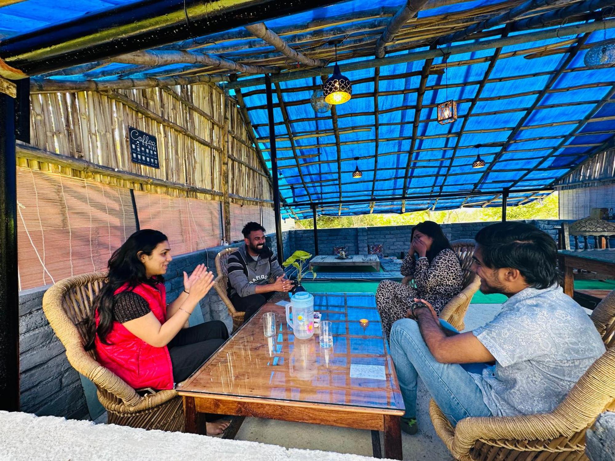Ostello Dreamwoods A Travellers Farm Dharamshala Esterno foto